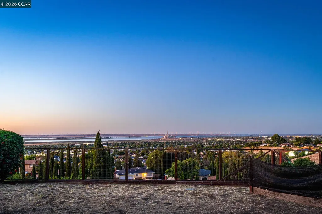 2240 Westwood Lane Pittsburg CA 94565