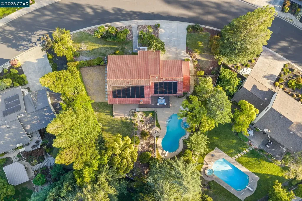 1740 Oro Valley Circle Walnut Creek CA 94596