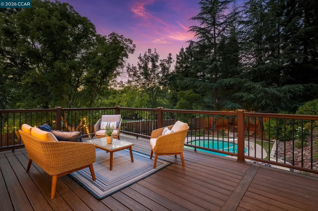1740 Oro Valley Circle Walnut Creek CA 94596