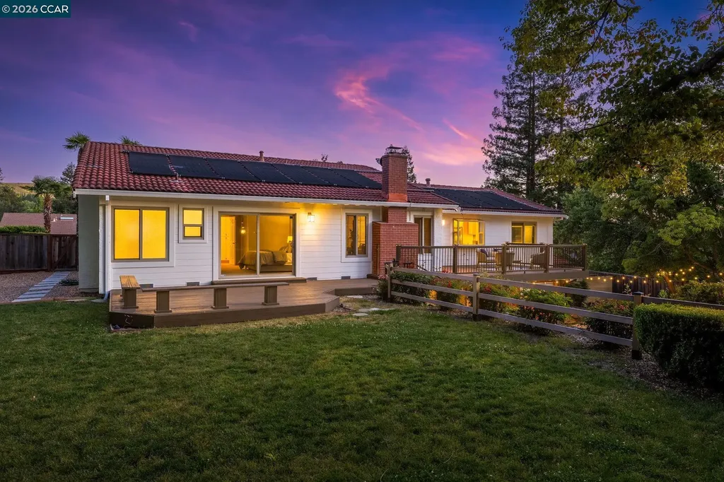 1740 Oro Valley Circle Walnut Creek CA 94596
