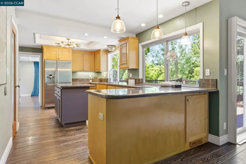 1740 Oro Valley Circle Walnut Creek CA 94596