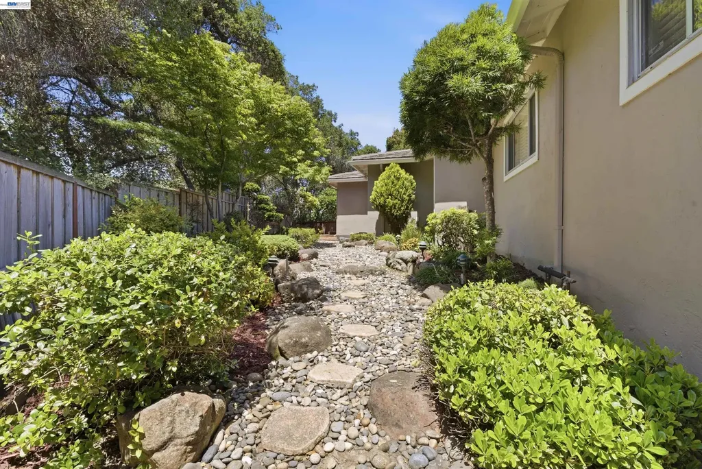 1723 Germaine Court Hayward CA 94541