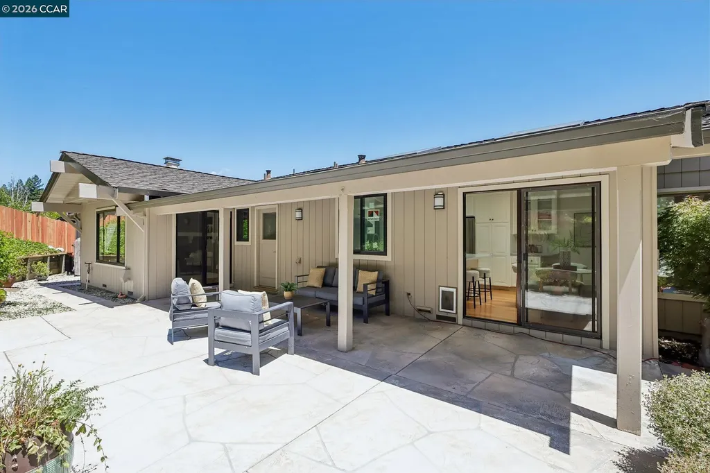 128 Corliss Drive Moraga CA 94556