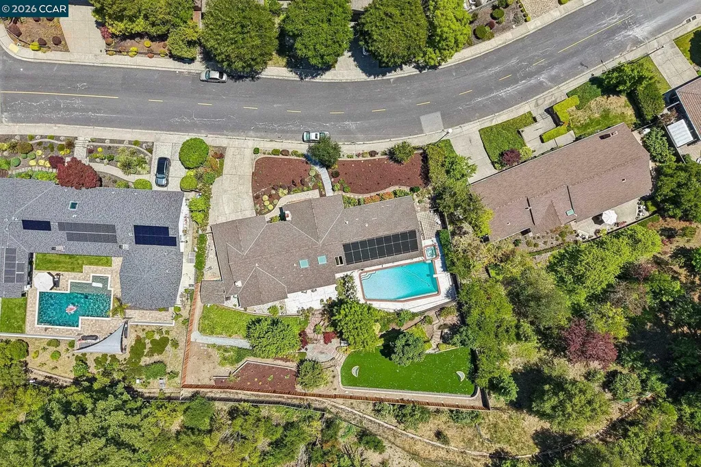128 Corliss Drive Moraga CA 94556