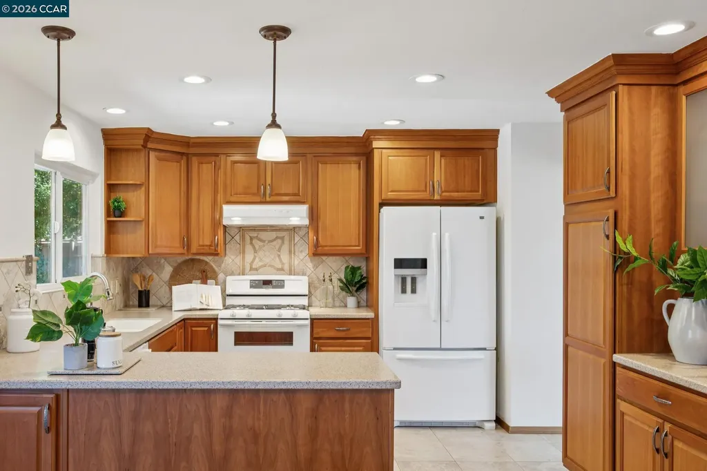 3706 Edmonton Way Concord CA 94520