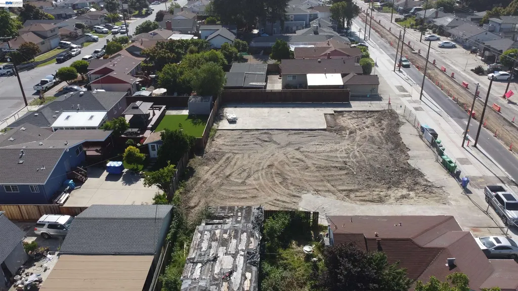 867 Lewelling Boulevard Ashland CA 94541