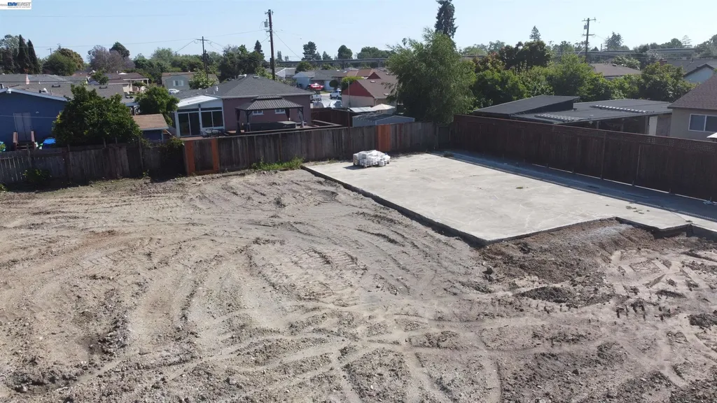 867 Lewelling Boulevard Ashland CA 94541