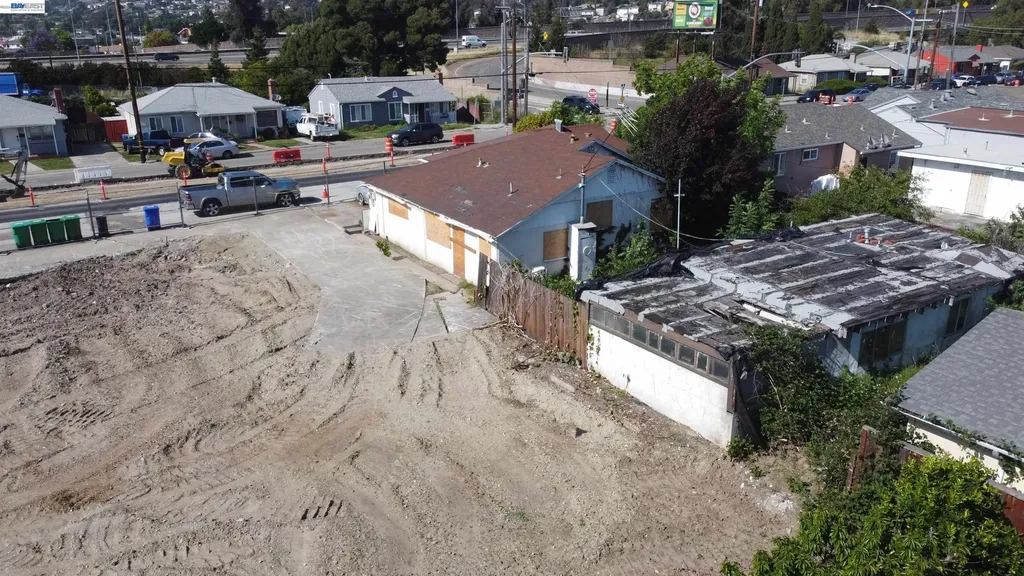 867 Lewelling Boulevard Ashland CA 94541