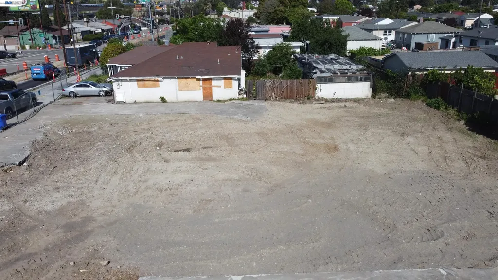 867 Lewelling Boulevard Ashland CA 94541