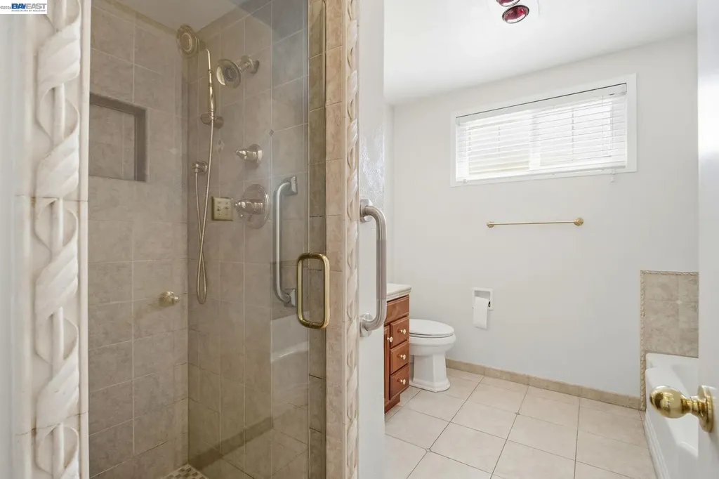 930 Castle Street San Leandro CA 94578