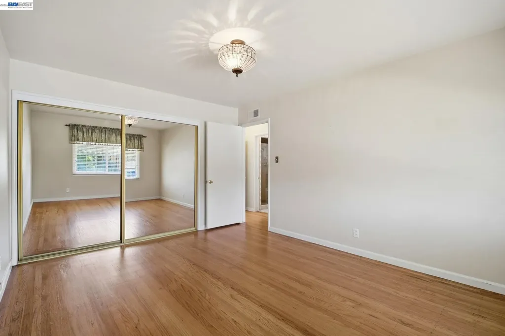 930 Castle Street San Leandro CA 94578