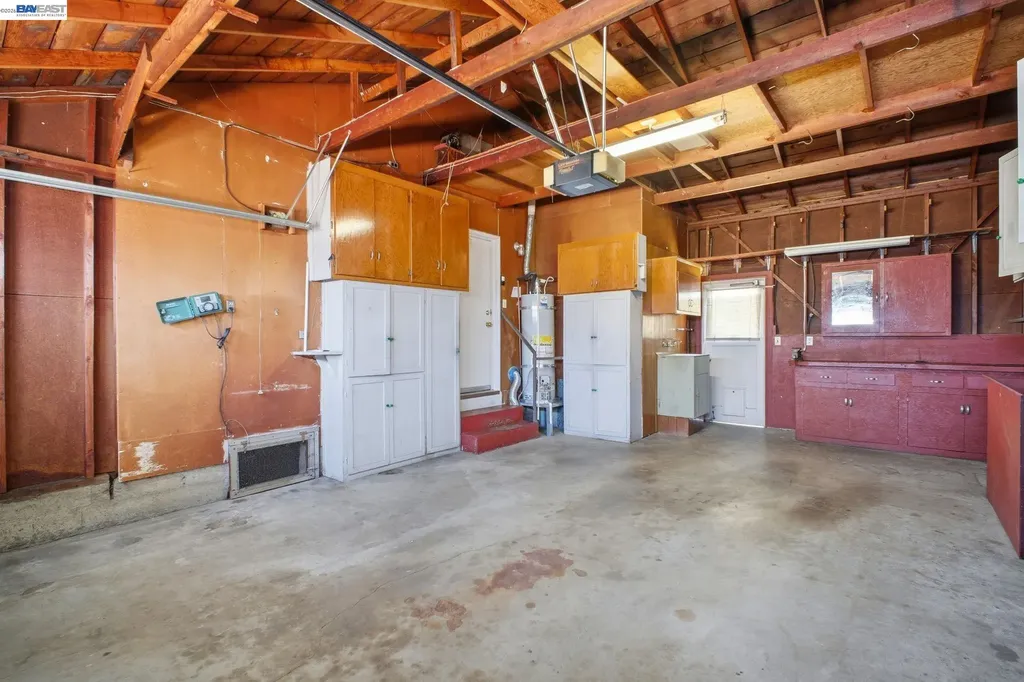 930 Castle Street San Leandro CA 94578