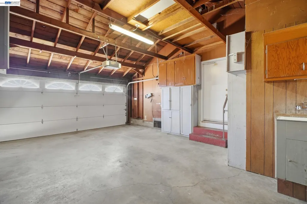 930 Castle Street San Leandro CA 94578