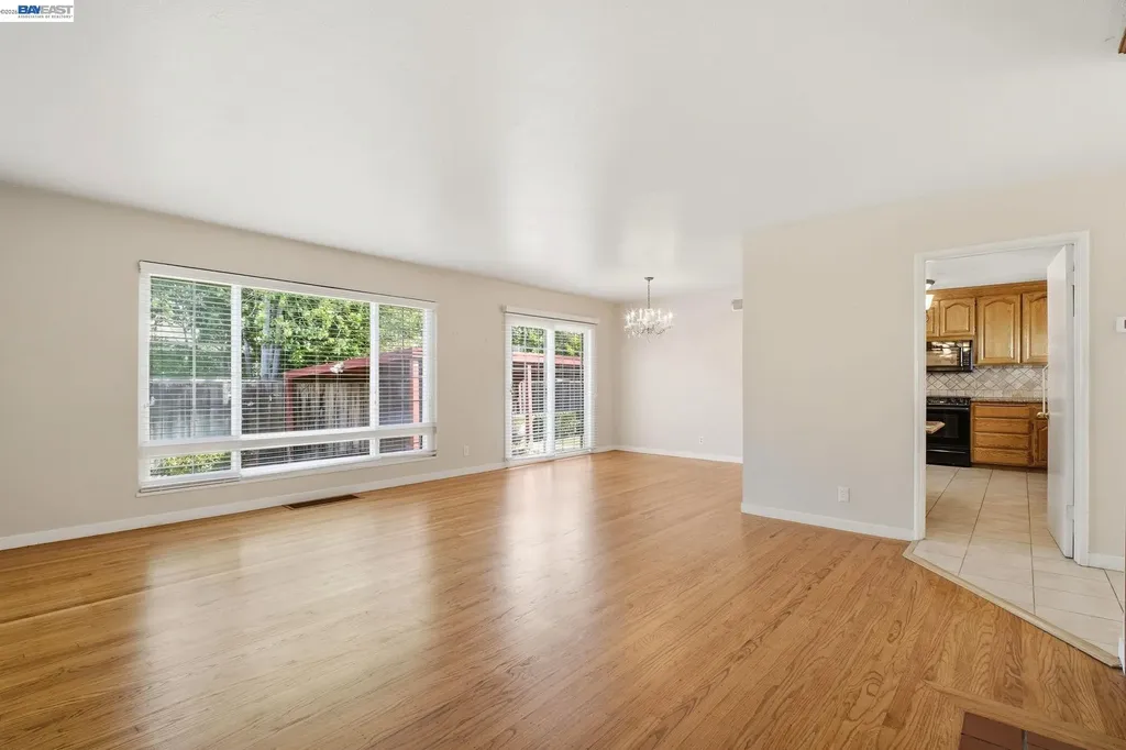 930 Castle Street San Leandro CA 94578