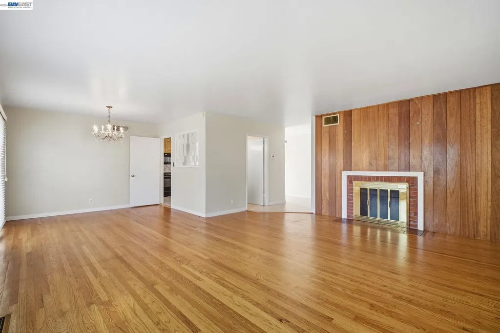 930 Castle Street San Leandro CA 94578