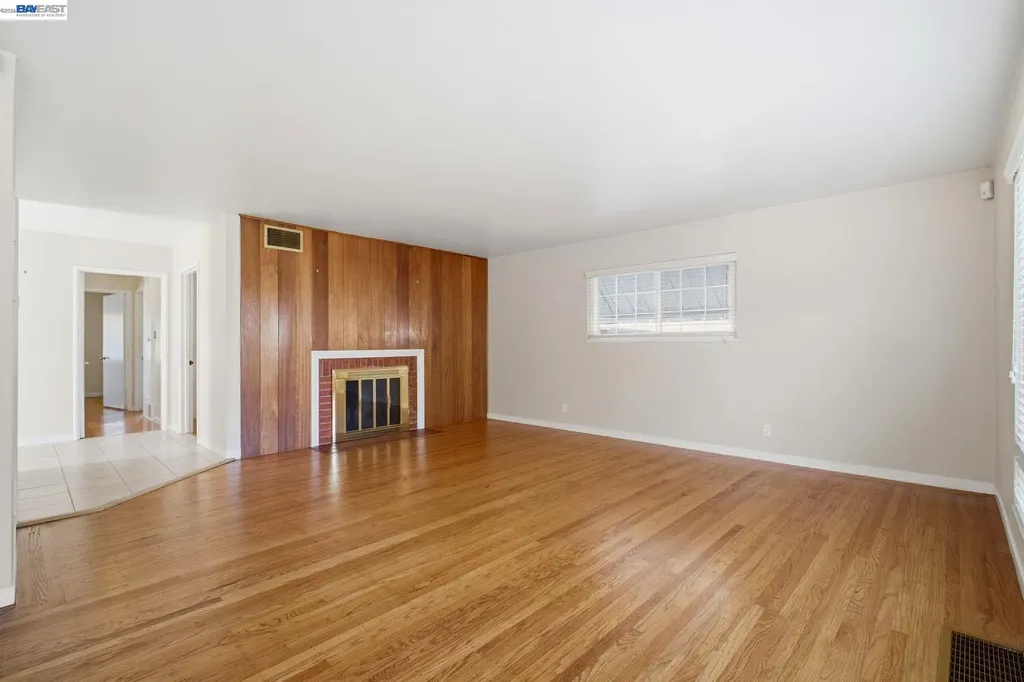 930 Castle Street San Leandro CA 94578