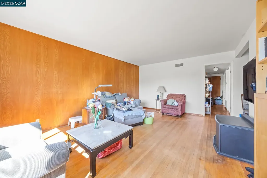 41868 Gifford Street Fremont CA 94538