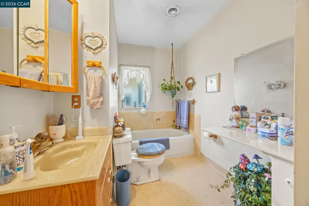 41868 Gifford Street Fremont CA 94538