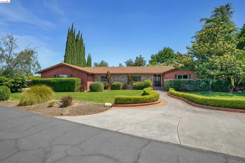 2876 Stirrup Drive Oakley CA 94561