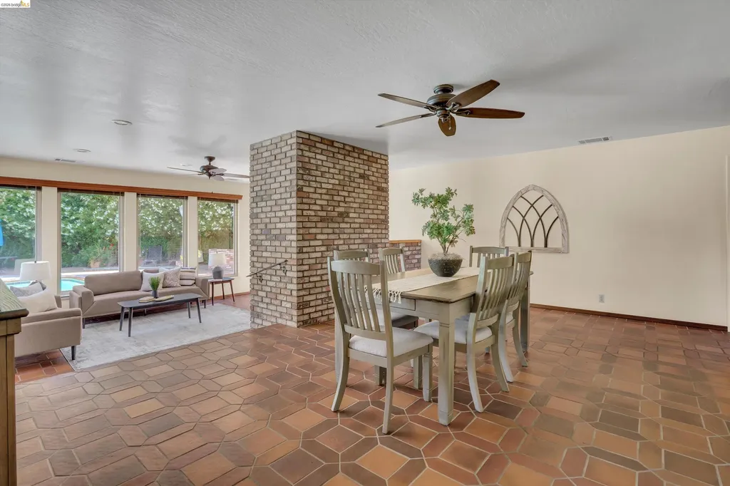 2876 Stirrup Drive Oakley CA 94561