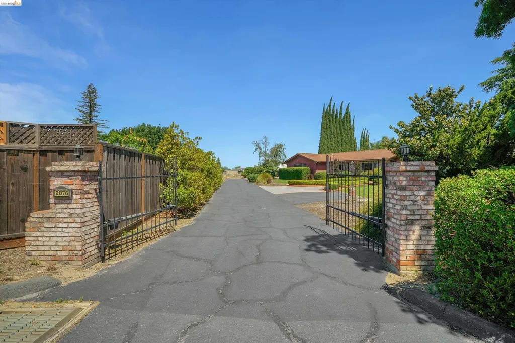 2876 Stirrup Drive Oakley CA 94561