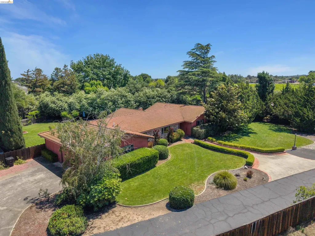 2876 Stirrup Drive Oakley CA 94561