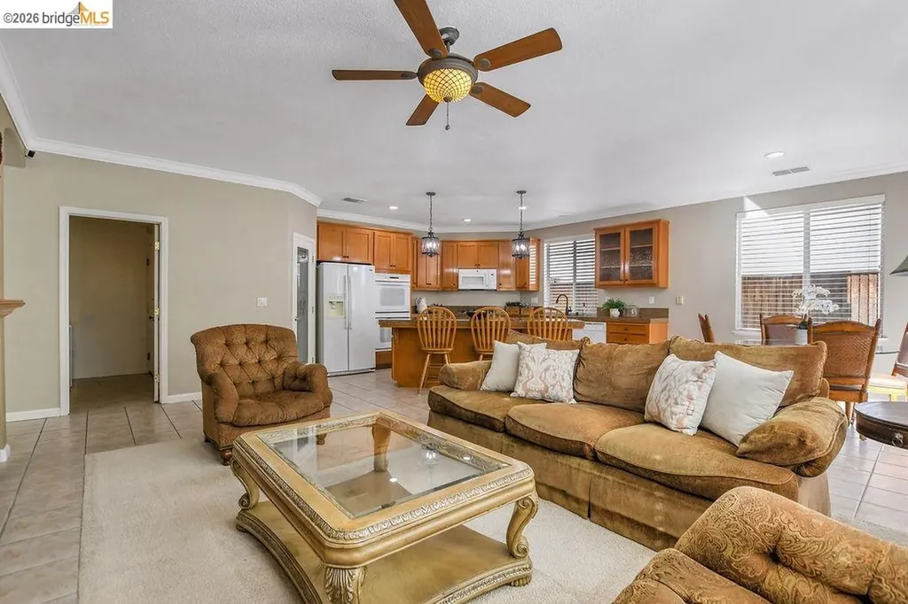 2421 Silveria Way Antioch CA 94531