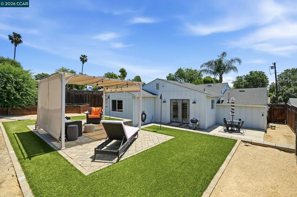 2363 Hemlock Avenue Concord CA 94520