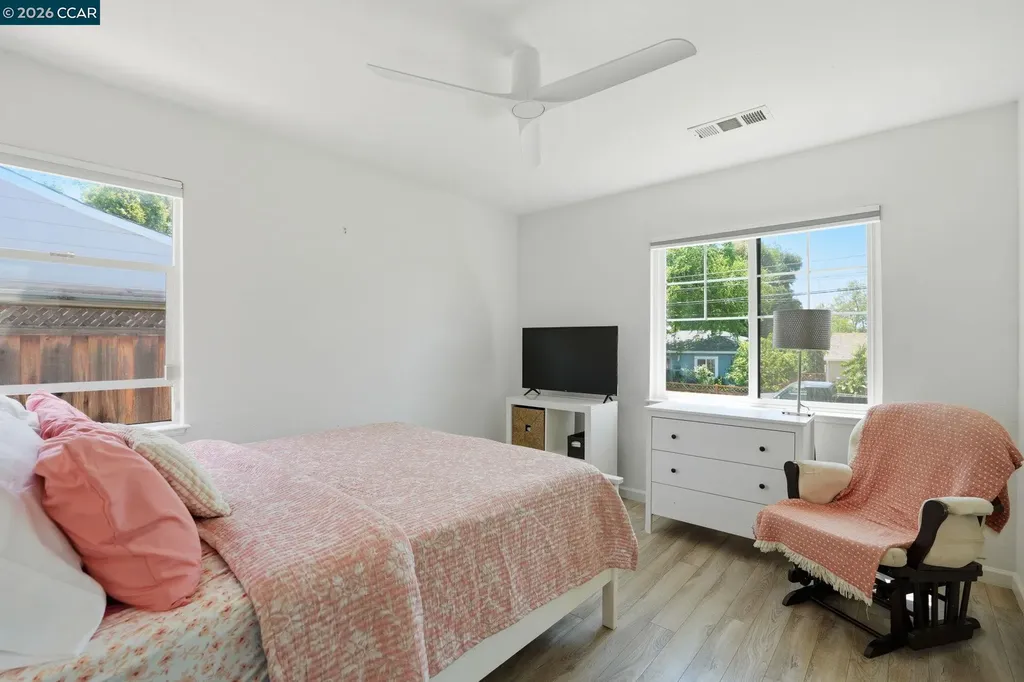 2363 Hemlock Avenue Concord CA 94520
