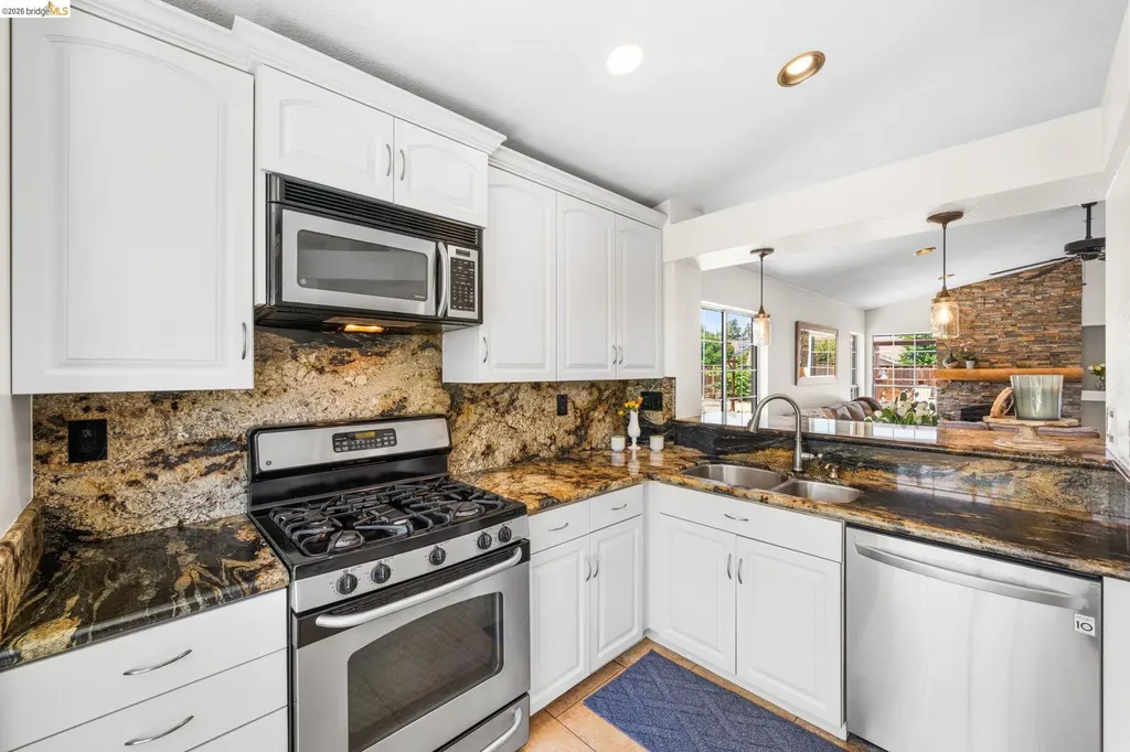 1186 El Rio Court Livermore CA 94551
