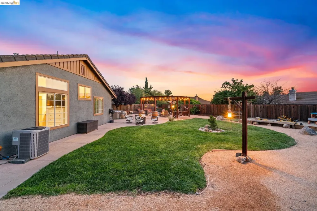 1186 El Rio Court Livermore CA 94551