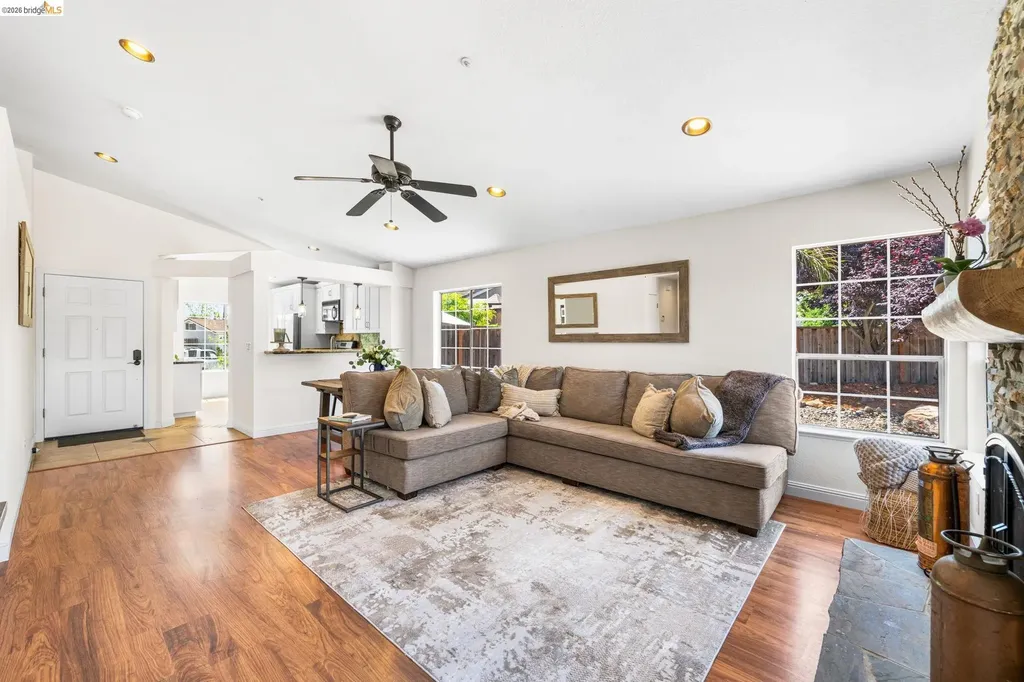 1186 El Rio Court Livermore CA 94551