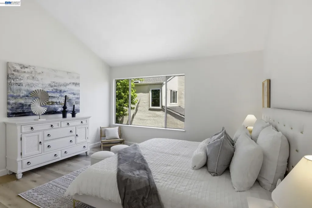 27720 Persimmon Drive Hayward CA 94544