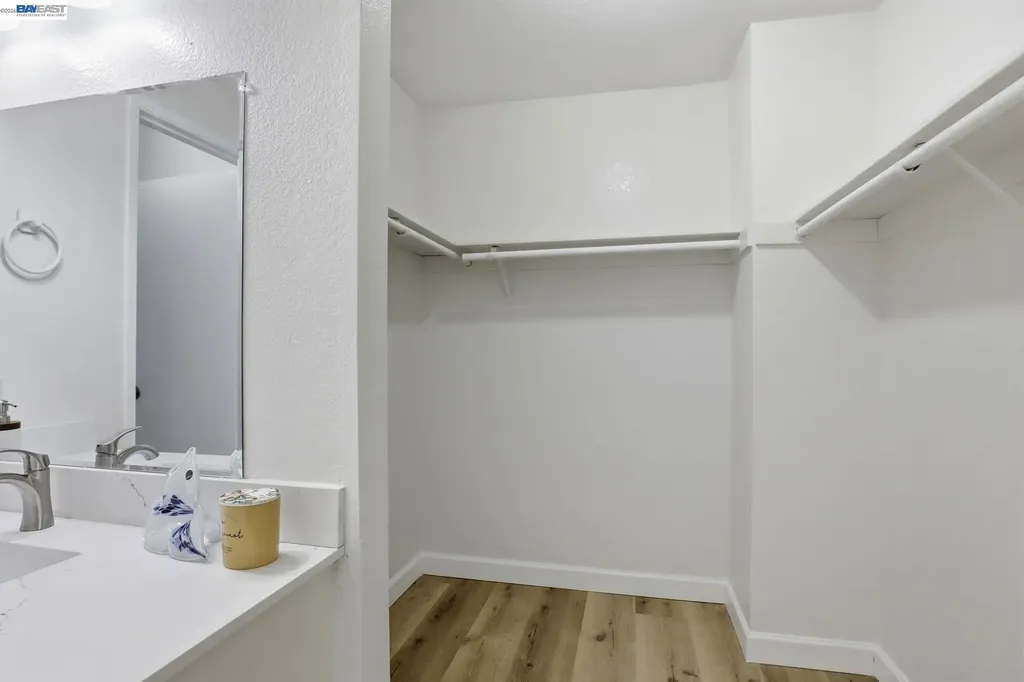 27720 Persimmon Drive Hayward CA 94544
