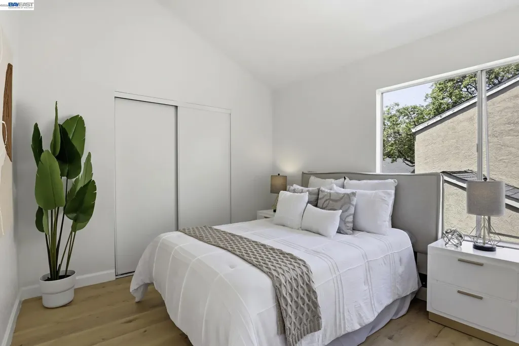 27720 Persimmon Drive Hayward CA 94544