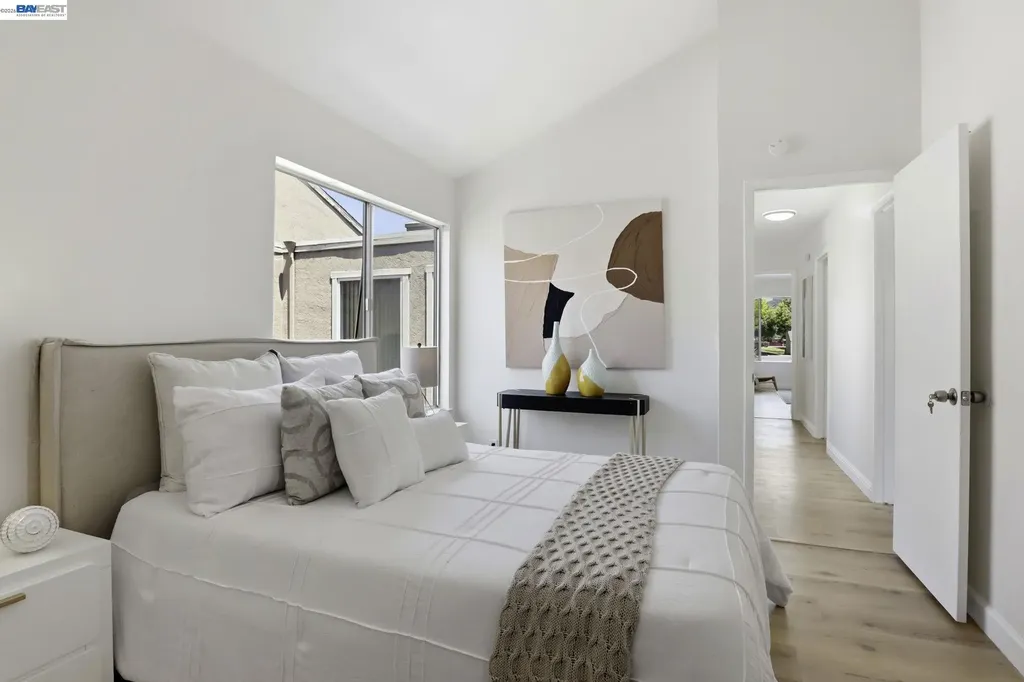 27720 Persimmon Drive Hayward CA 94544