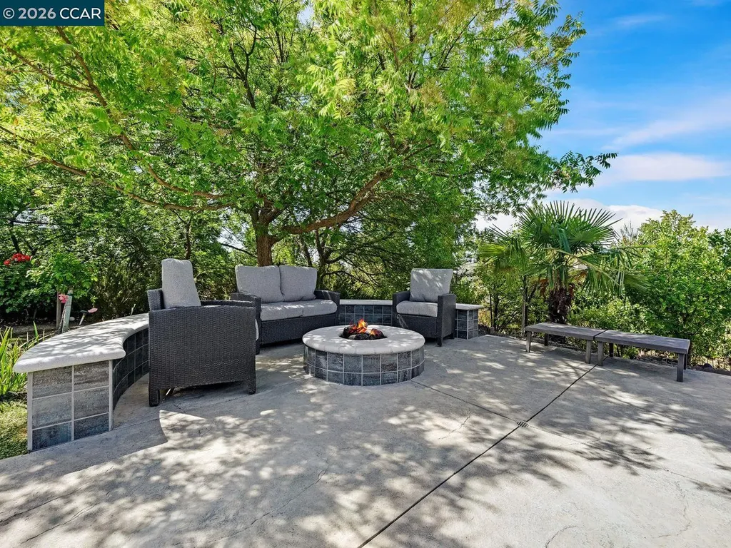 3911 Deer Trail Lane Danville CA 94506