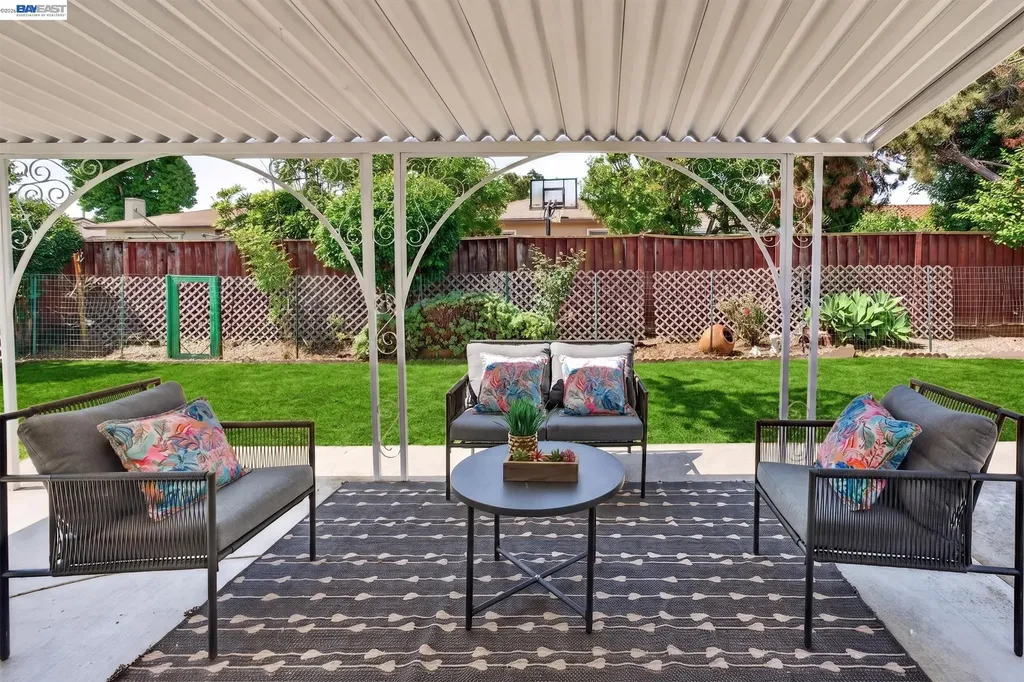 32518 Shiela Court Union City CA 94587