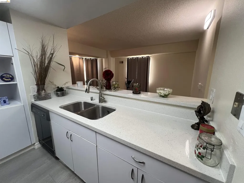 988 Franklin Street Oakland CA 94607