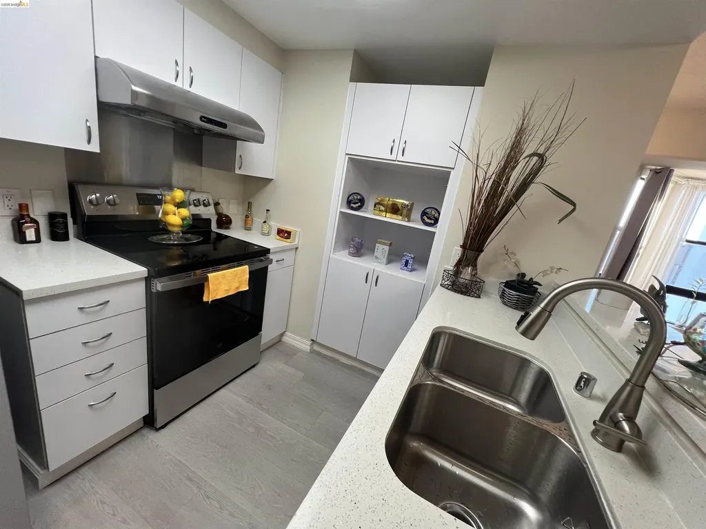 988 Franklin Street Oakland CA 94607