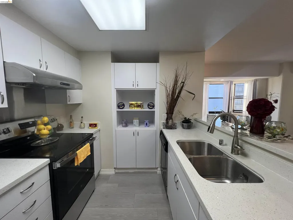 988 Franklin Street Oakland CA 94607