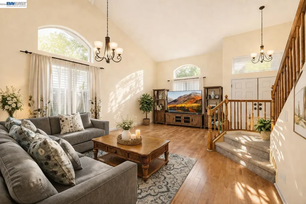 15100 Shining Star Lane San Leandro CA 94579