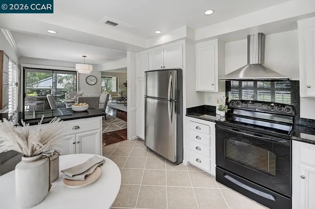3142 Rossmoor Parkway Walnut Creek CA 94595