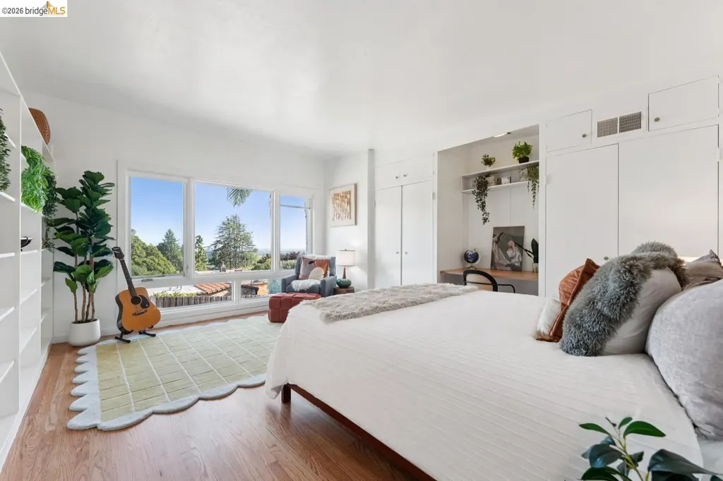 2301 Oak Street Berkeley CA 94708