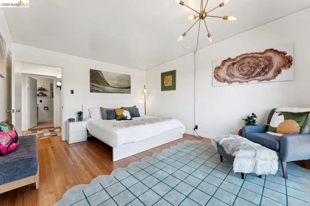 2301 Oak Street Berkeley CA 94708
