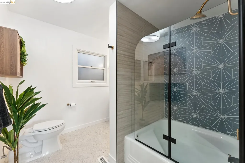 2301 Oak Street Berkeley CA 94708