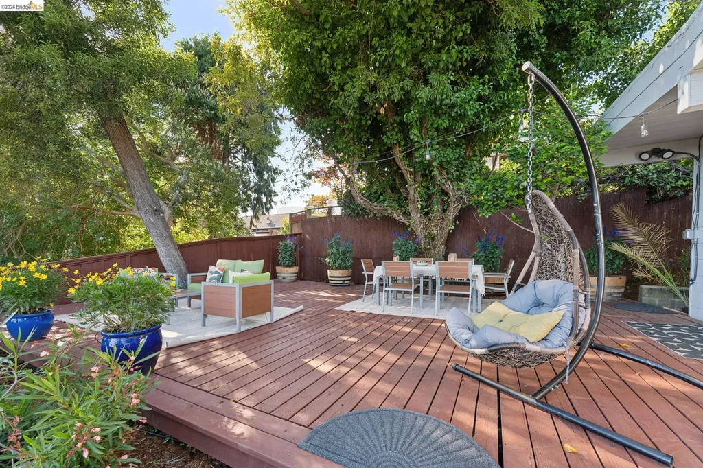 2301 Oak Street Berkeley CA 94708