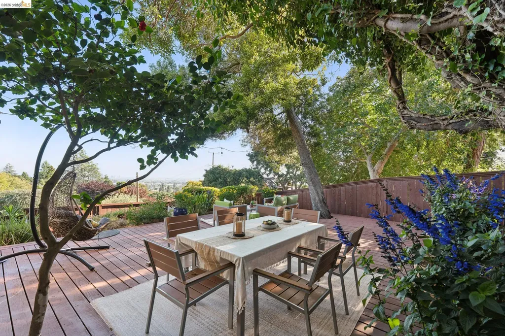 2301 Oak Street Berkeley CA 94708