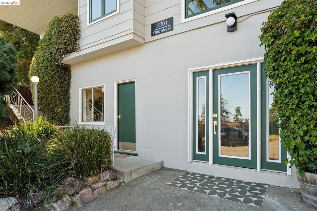2301 Oak Street Berkeley CA 94708