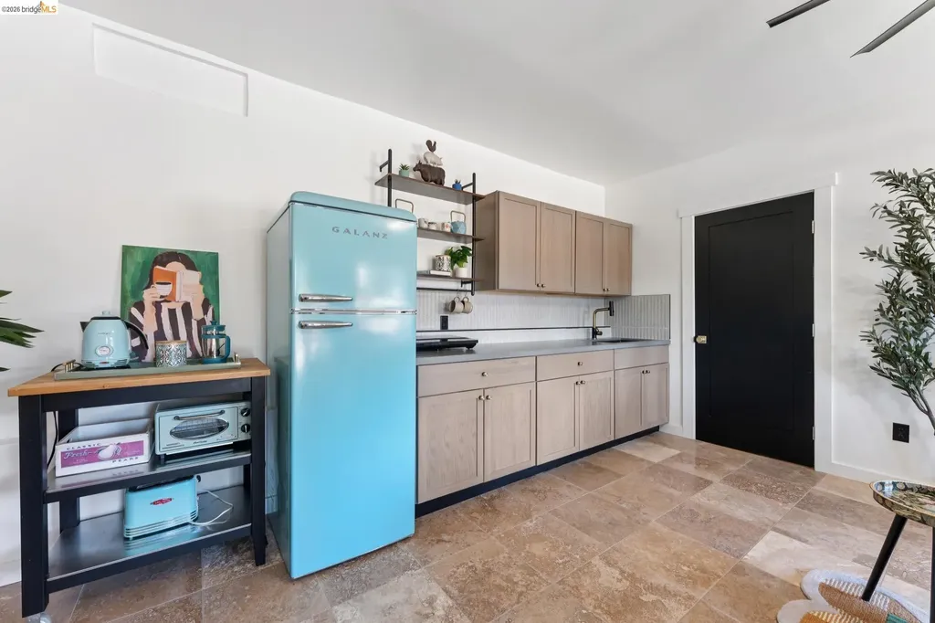 2301 Oak Street Berkeley CA 94708